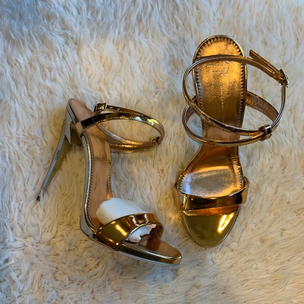 Giuseppe Zanotti Metallic Ankle Strap Sandal Heels - Picture 4 of 7